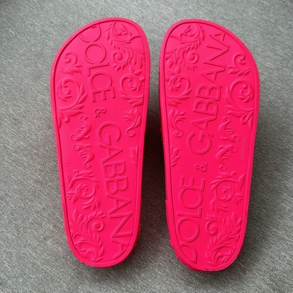 Dolce & Gabbana Bright Pink Rubber Slide NWOT Sz.37 - Picture 4 of 5